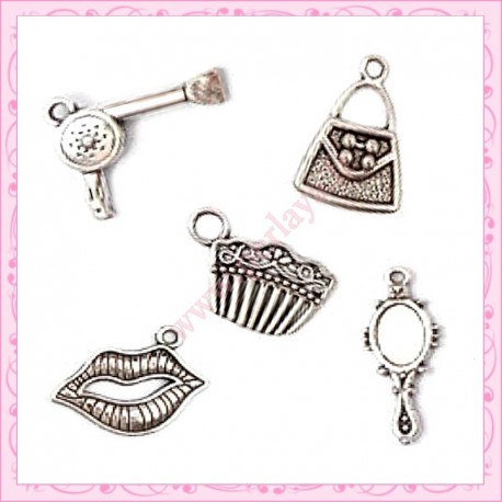 Mix de 50 breloques argentées fées en métal