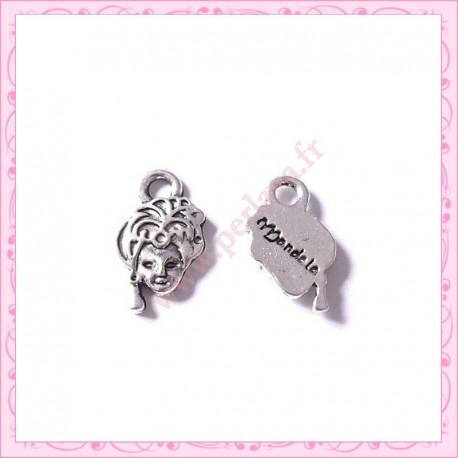  15 breloques masque en métal argentées 1.5cm
