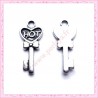  15 breloques clef en métal argentées 2.9cm