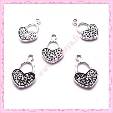  15 breloques coeur en métal argentées 2cm