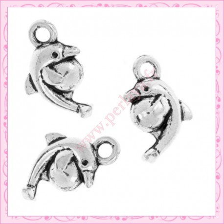 5 petites breloques dauphins 