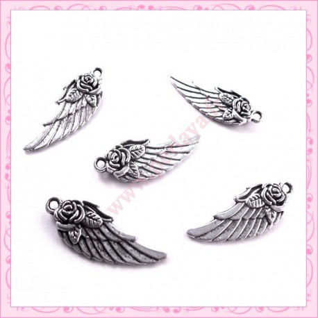  15 breloques ailes en métal argentées 3.1cm