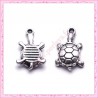  15 breloques tortue en métal argentées 1.8cm