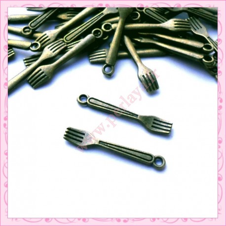  50 breloques fourchettes bronze en métal