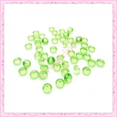 50 strass en acrylique 4,5mm vert 