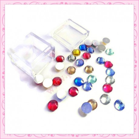 2 boites de mix strass 7mm