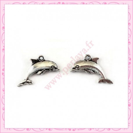 Lot de 20 breloques dauphins argentées 2.2cm