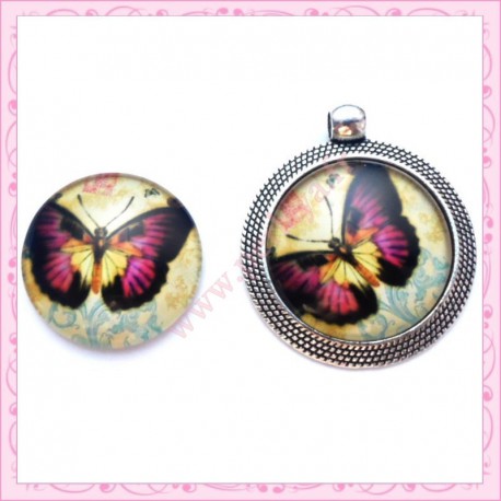 Cabochon en verre rond 25mm papillon