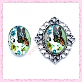 Cabochon en verre oval 18x25mm papillon