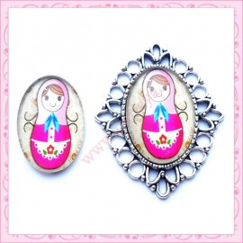 Cabochon en verre oval 18x25mm poupée russe