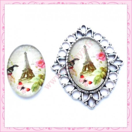 Cabochon en verre oval 18x25mm Tour Eiffel