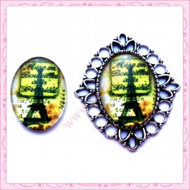 Cabochon en verre oval 18x25mm Tour Eiffel