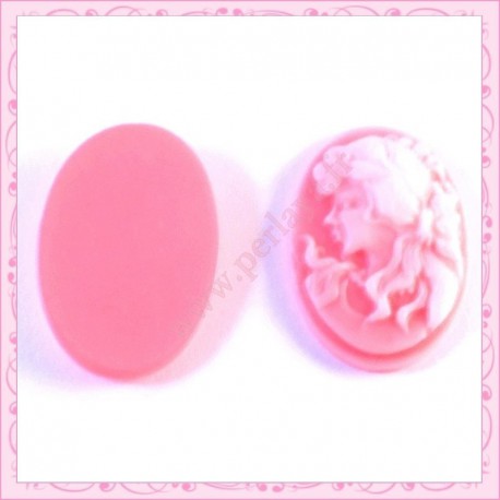  3 cabochons en résine cameo rose 2,4cm