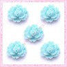 5 cabochons fleurs 18mm bleu