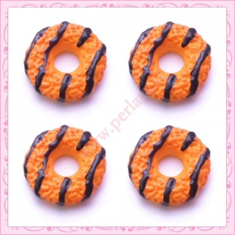  3 cabochons en résine biscuit 1,9cm