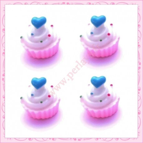  3 cabochons en résine cupcake à&nbsp; la crème 1,6cm