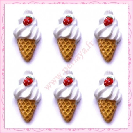  3 cabochons en résine glace à&nbsp;l'italienne 2,4cm