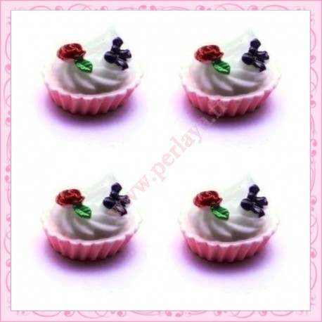  3 cabochons en résine cupcake 1,5cm