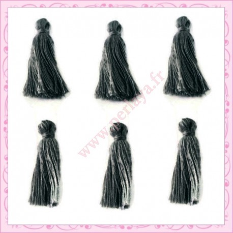 Lot de 20 pompons marron 3cm