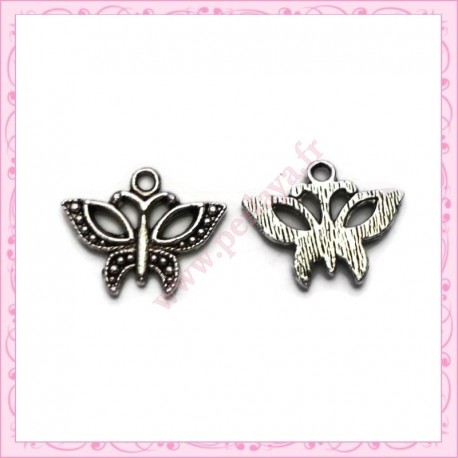 Lot de 15 breloques papillon en métal argentées 1.8cm