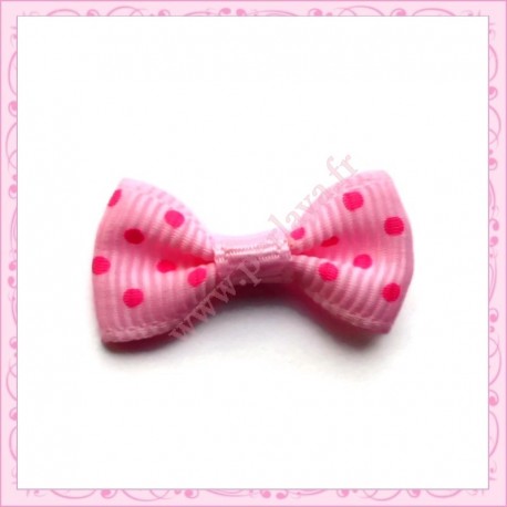 Lot de 20 appliques noeuds rose à pois 2.8cm