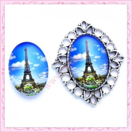 4 cabochons en verre oval 18x25mm Tour Eiffel