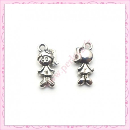 Lot de 5 petites breloques filles