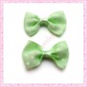  20 appliques noeuds vert pastel à pois 2.8cm
