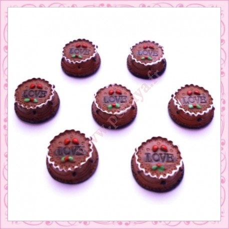 Lot de 3 cabochons gateau en résine 1,5cm