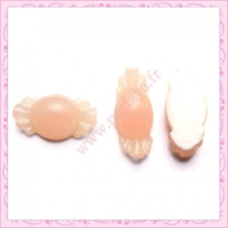 5 cabochons bonbons en résine couleur pêche 17mm