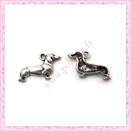  15 breloques chiens en métal argentées 2cm