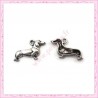  15 breloques chiens en métal argentées 2cm