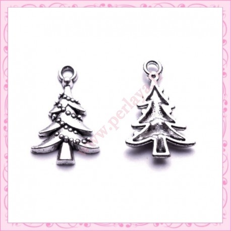 Lot de 15 breloques sapin en métal argentées 2.6cm