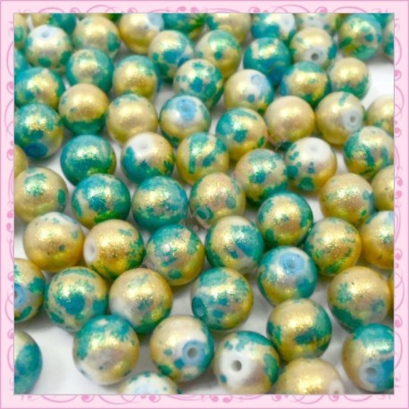 100 perles 8mm vert bleu et dorées tachetées en verre