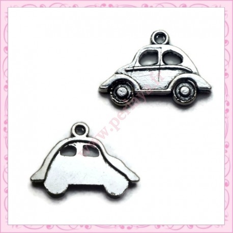 Lot de 15 breloques voiture en métal argentées 1.3cm