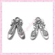 Lot de 15 breloques ballerine en métal argentées 2.1cm