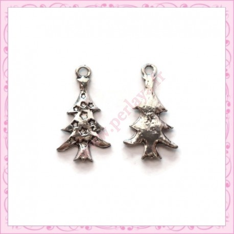  15 breloques sapin en métal argentées 2.3cm