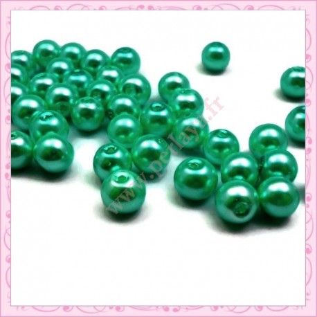 50 perles en verre nacrées 8mm verte