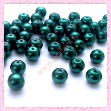 50 perles en verre nacrées 8mm verte
