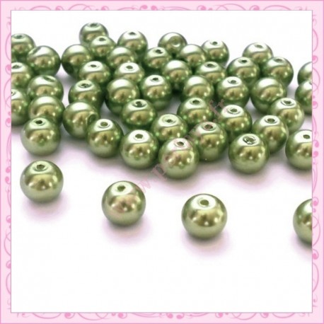 50 perles en verre nacrées 8mm vertes