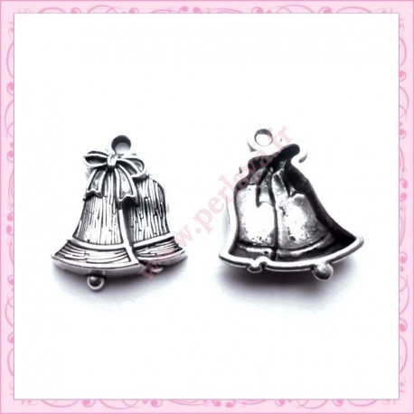 15 breloques cloche de noël argentées